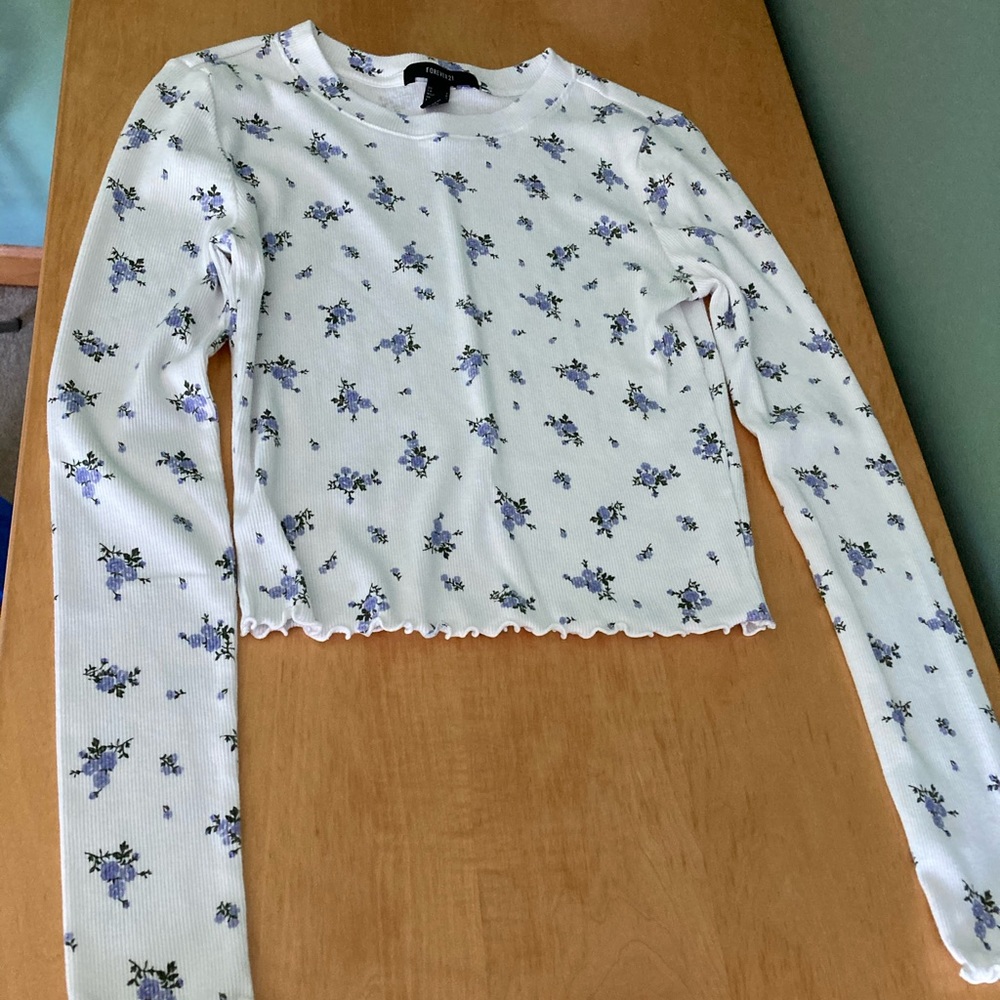 Forever 21 Long Sleeve Top